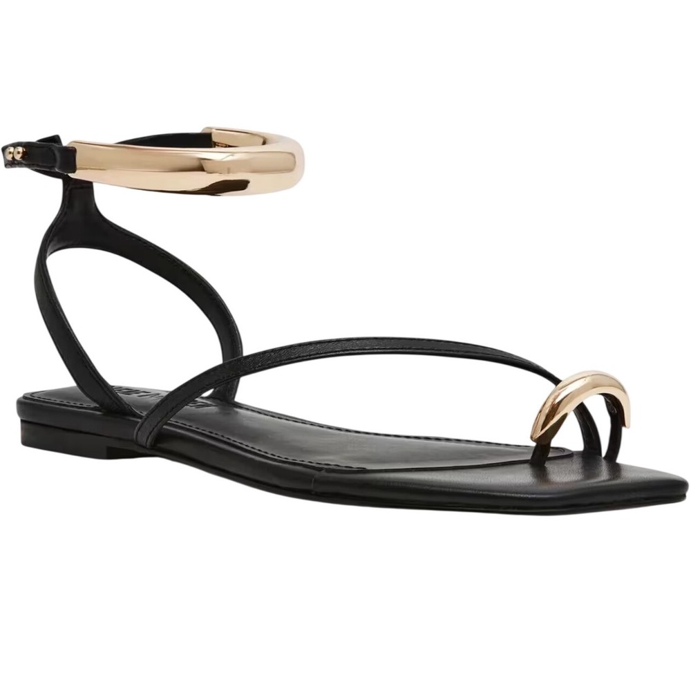 Steve Madden Odyssey Flat Sandals Black Gold Hardware Square Toe Size 8.5